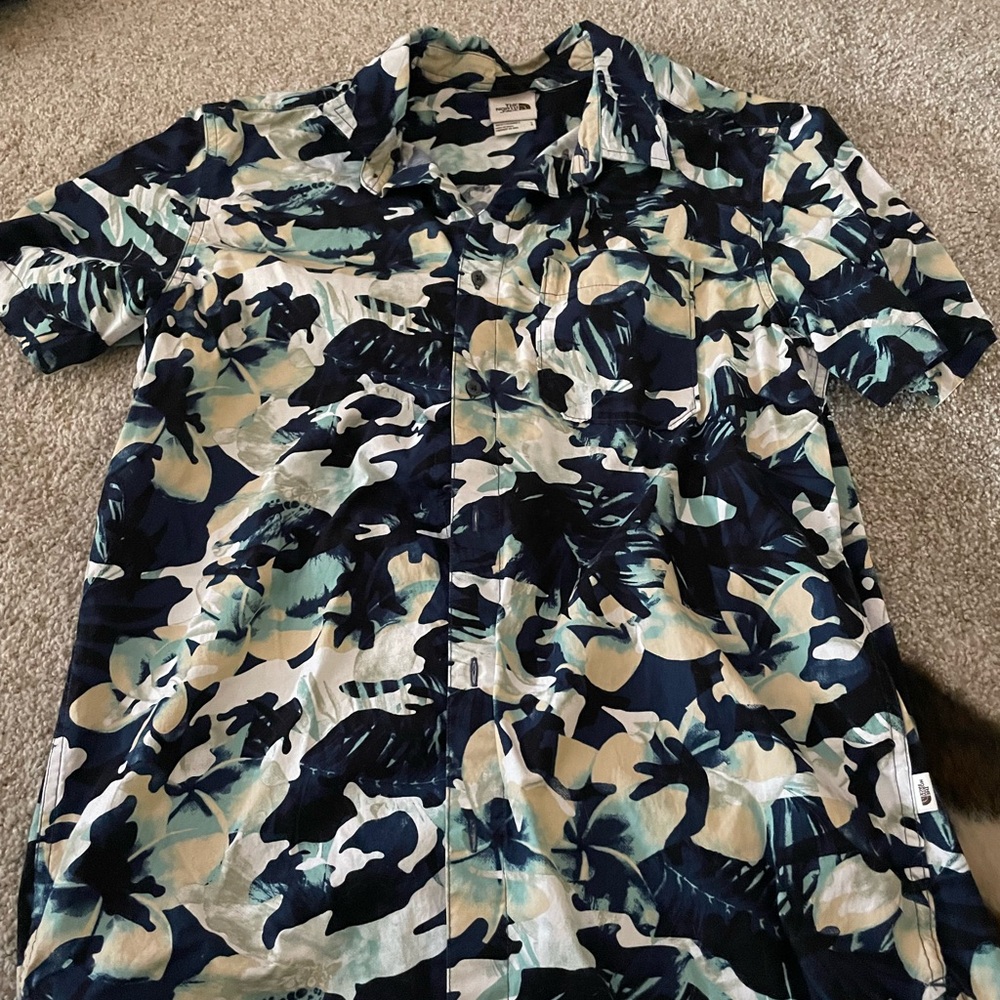 The North Face Men's Camouflage Print Shirt
